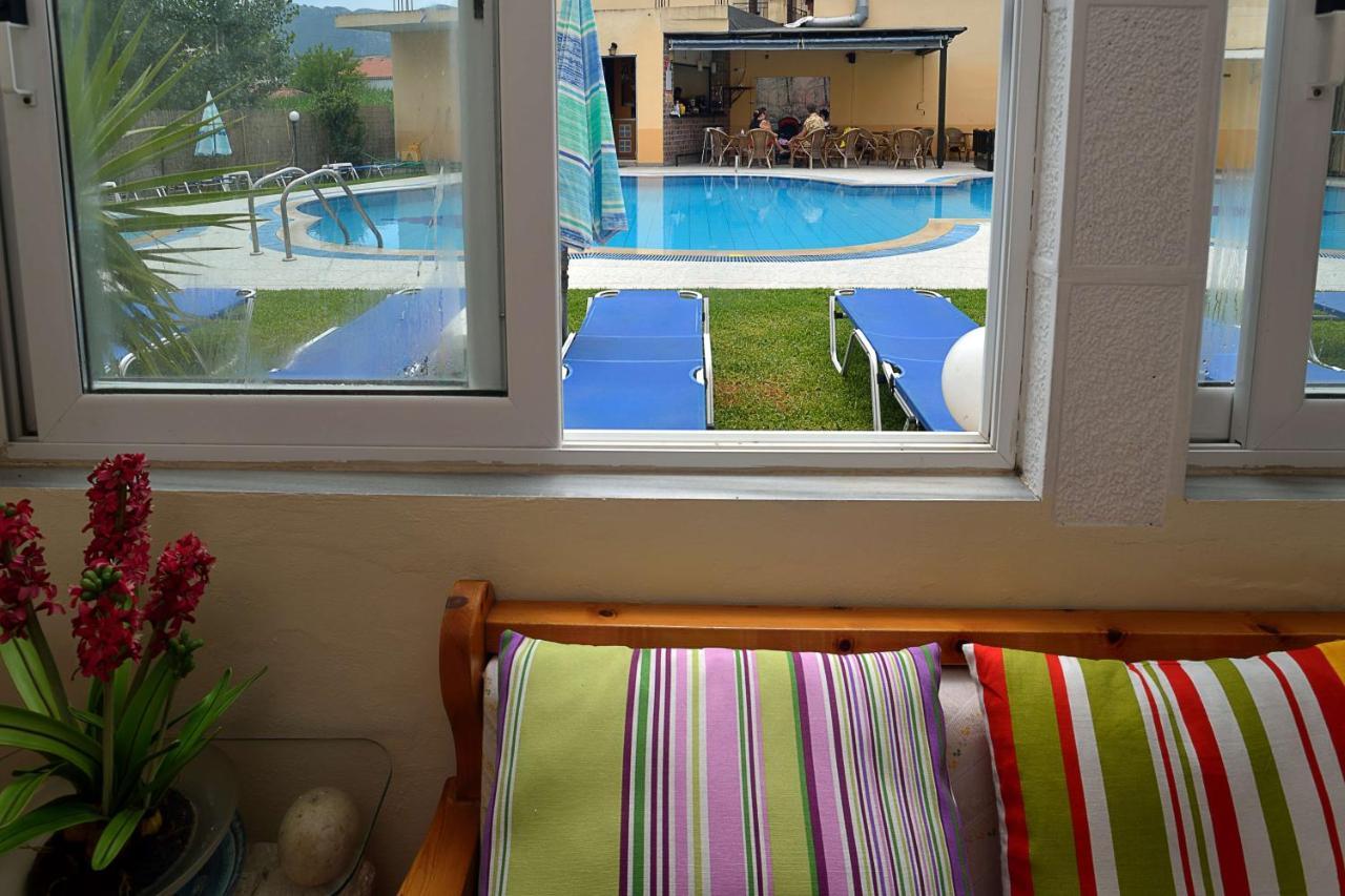 Eleni Apartments Roda  Room photo