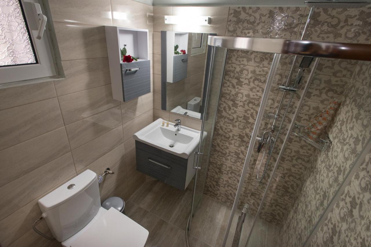 Eleni Apartments Roda  Exterior photo