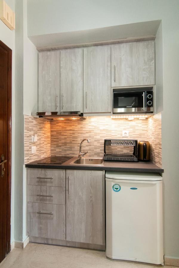 Eleni Apartments Roda  Exterior photo