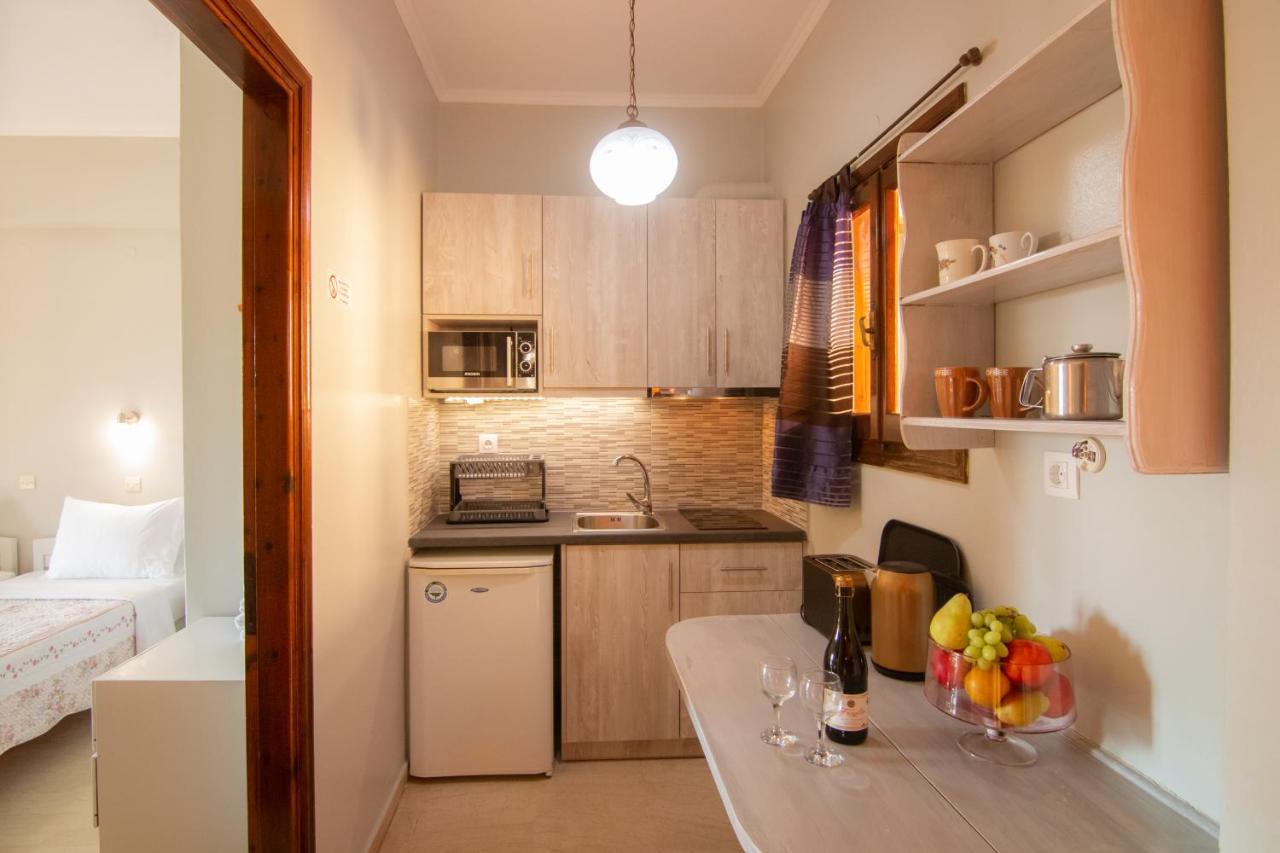 Eleni Apartments Roda  Exterior photo